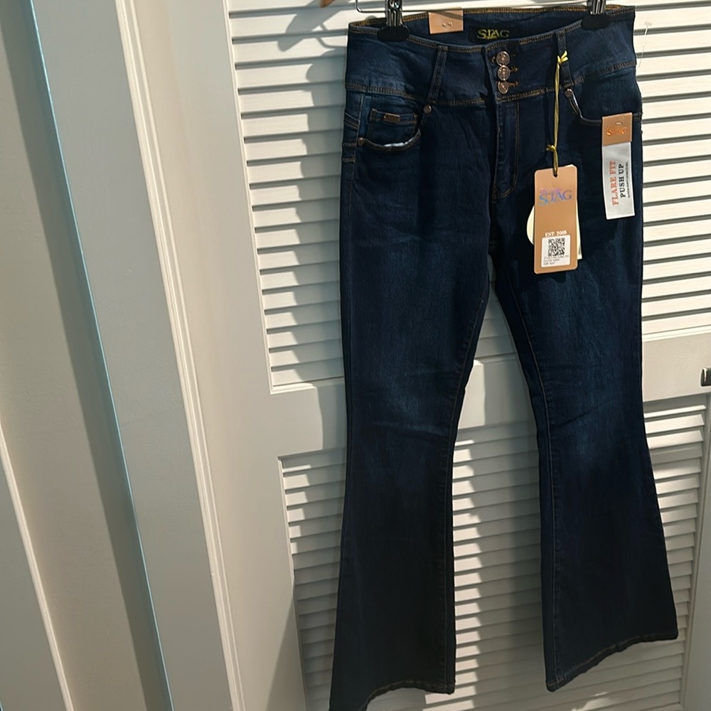 NWT Denim Stag Butt Lifting Hug Me Tight Flare Fit Jeans with Five Pockets.